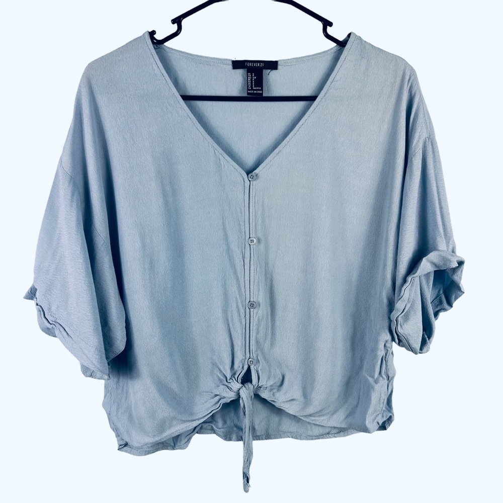 Forever 21 Blue Chiffon Button Down Crop Top Short Sleeve Size Small V Neck
